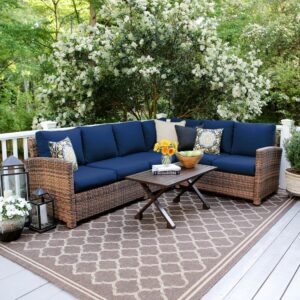 Leisure Made Dalton 5-Piece Wicker Outdoor Sectional Set with Navy Cushions
