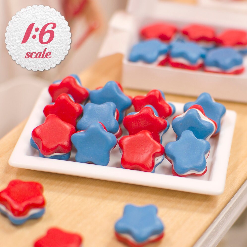 16 Miniature Macarons - Red & Blue Stars | 8Pc, Playscale Fourth Of July, Independence Day Macarons/Macaroons For 12-Inch Dolls