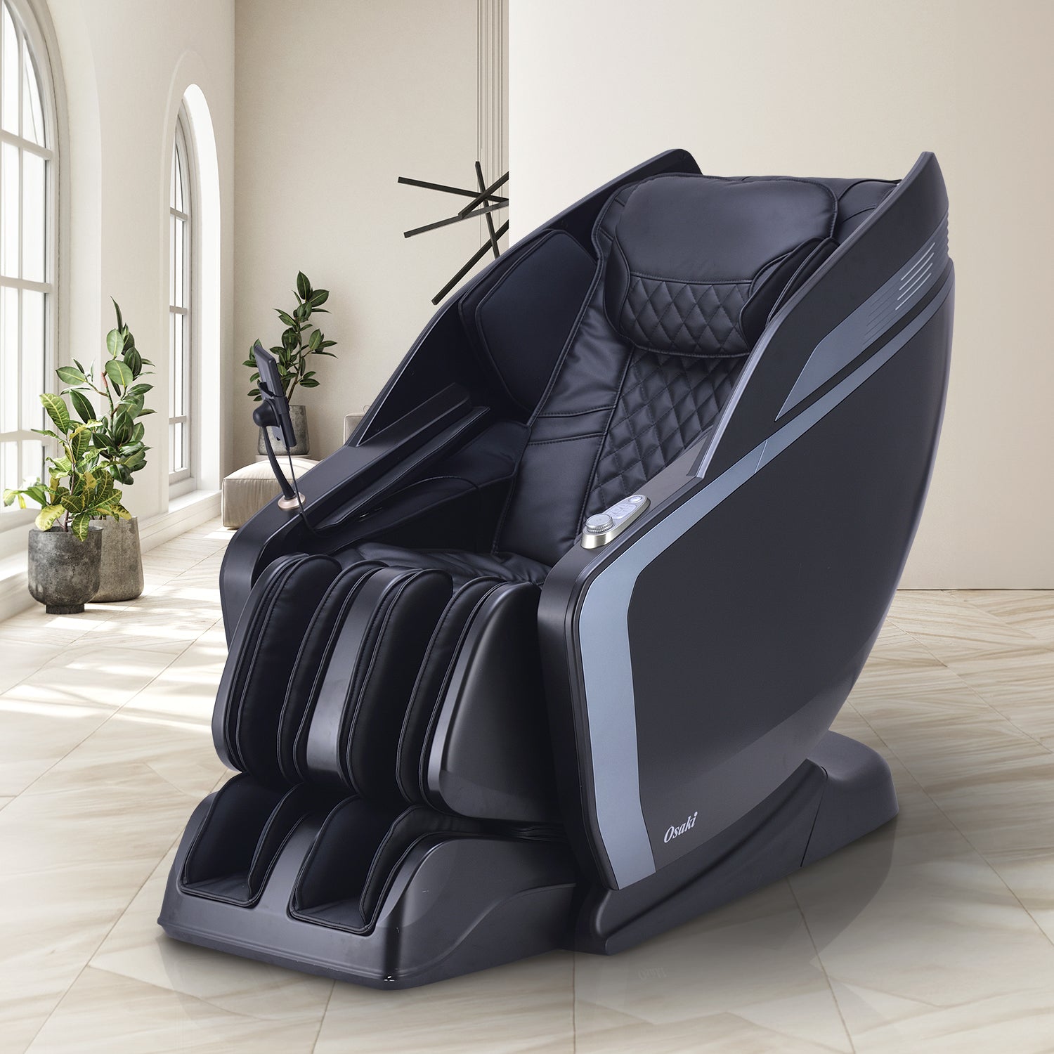 Osaki Ai Monarch LE Massage Chair in Black