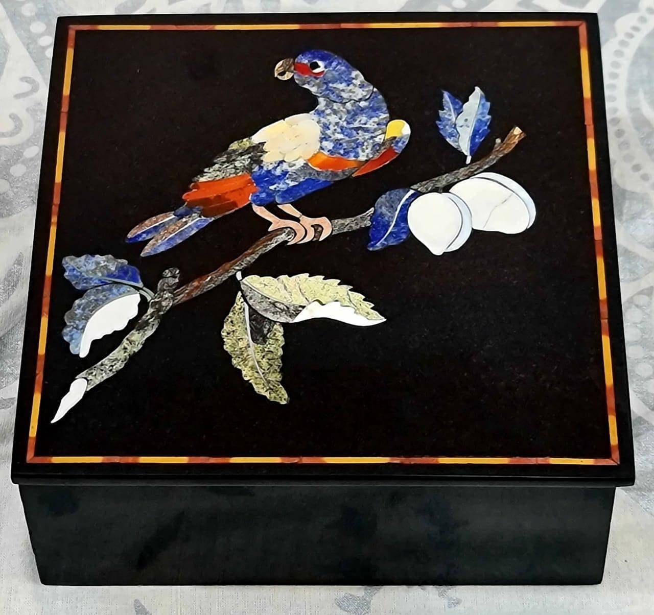 Pietra Dura Marble Box With Parrot, Inlay Decorative Box, Parrot Bird Stone Art, Italian Handcrafted Custom Jewelry