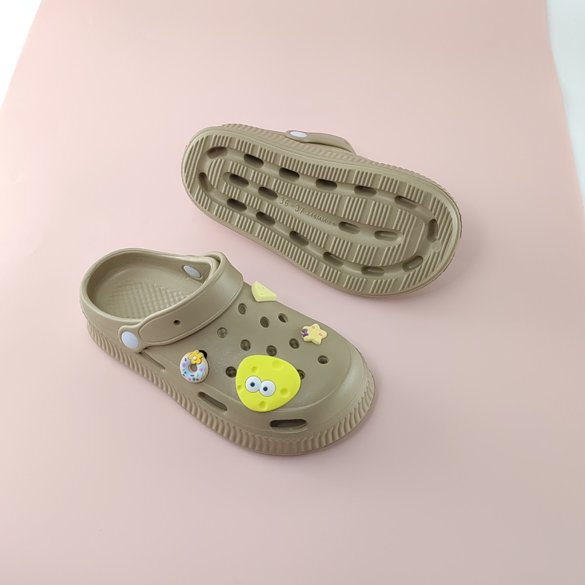 AZ02 Stylish Home Comfort Shoe Collection Lightweight Cartoony Flats Ideal For Daily Outings