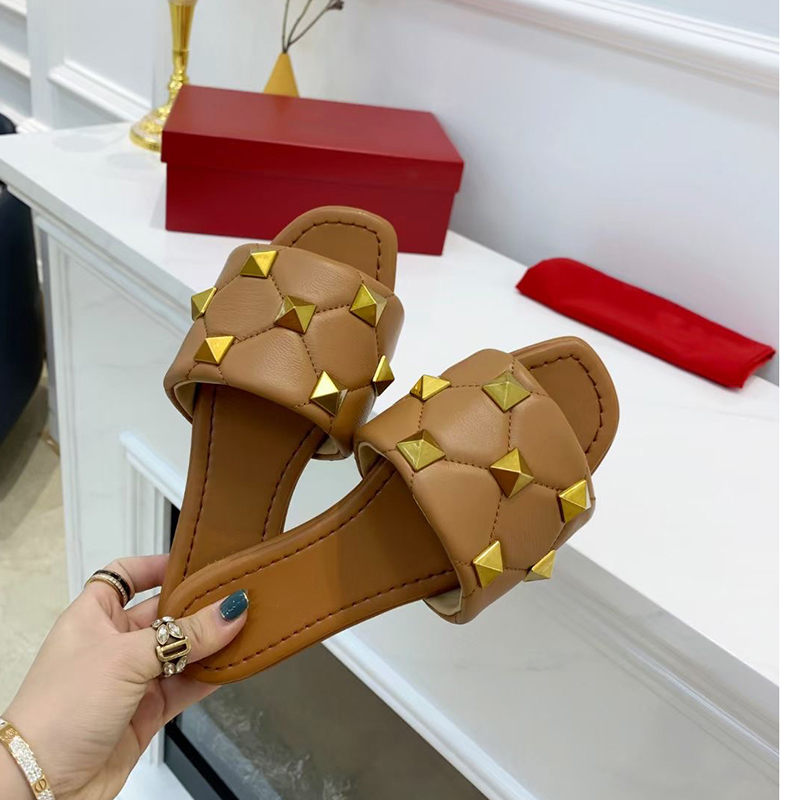 2021 Women Roman Sandal Rivet Slides Designer Flat Slipper Green High Heel Quilted Gold Stud Sexy Sheepskin Mules Summer Shoes Big Size 269