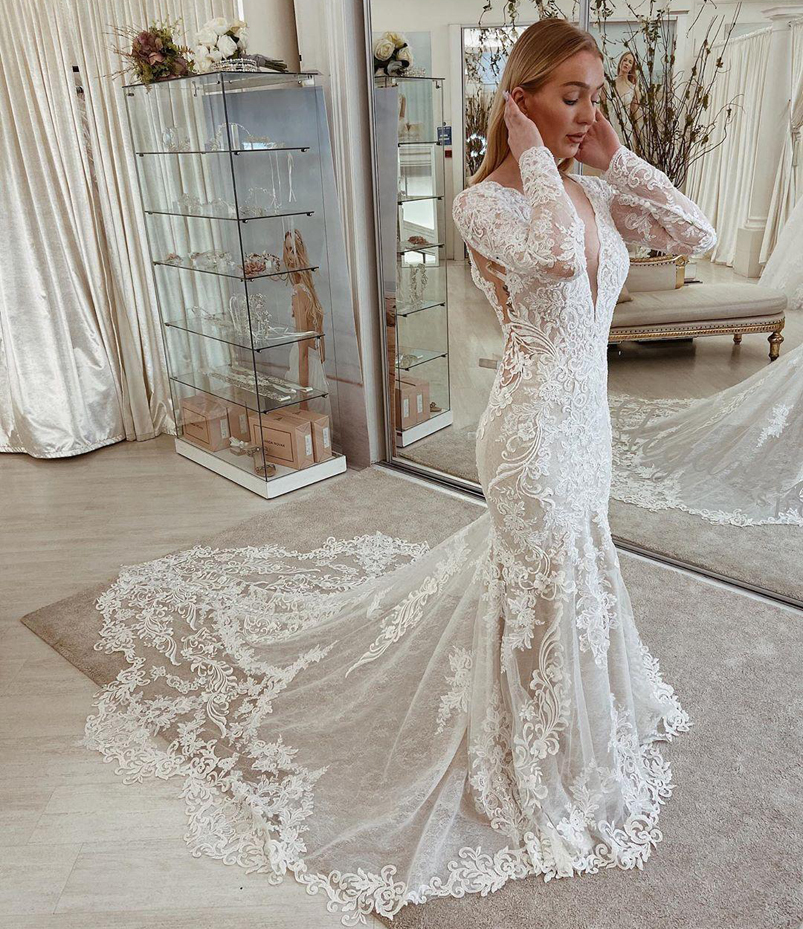 Arabic Aso Ebi Lace Mermaid Wedding Dress Beaded Appliques Deep V Neck Court Train Backless Plus Size Bridal Gowns