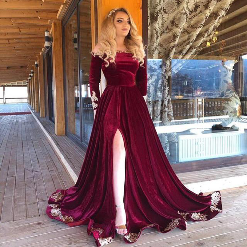 Arabic Long Sleeves A Line Split Evening Dresses Appliqued Off Shoulder Velvet Corset Back Formal Prom Party Gowns