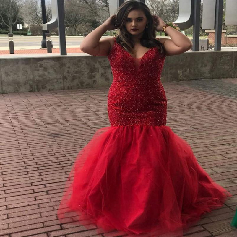 Customized Red Mermaid Long Prom Dresses 2021 with Crystals Beaded Sweep Train Tulle Formal Evening Party Gowns