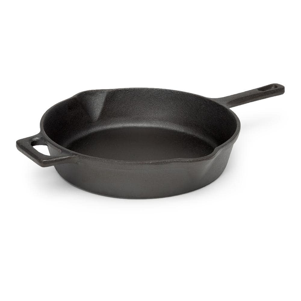 Farmhouse 9.5 in. Cast Iron Frying Pan in Black