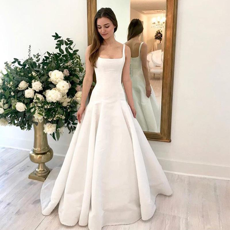 Spaghetti A Line Wedding Dresses Square Neck Sweep Train Backless Satin Boho Plus Size Bridal Gowns