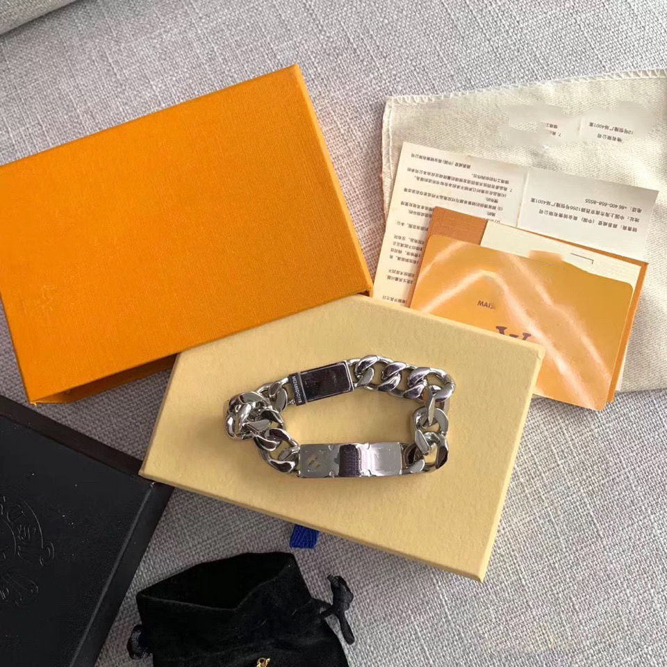 brand design mans bracelet high qualtiy alloy buckle bracelet for man and woman for gift with box